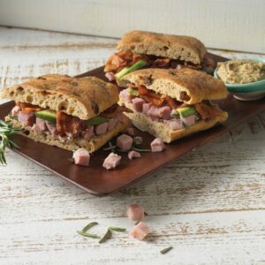 CubedHamBaconAvocadoFlatbread 3 760x570 1 e1750433261968