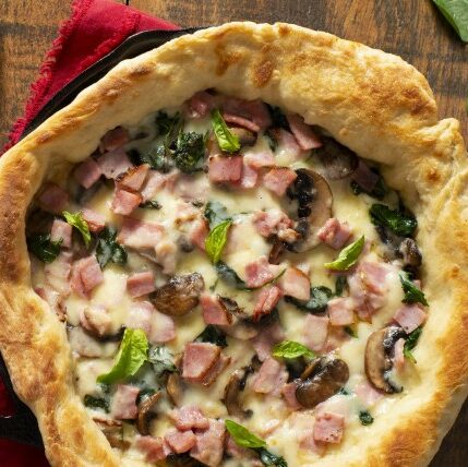 DeepDishHam SpinachMushroomPizza 052 scaled wpcf 760x428 e1750339355624