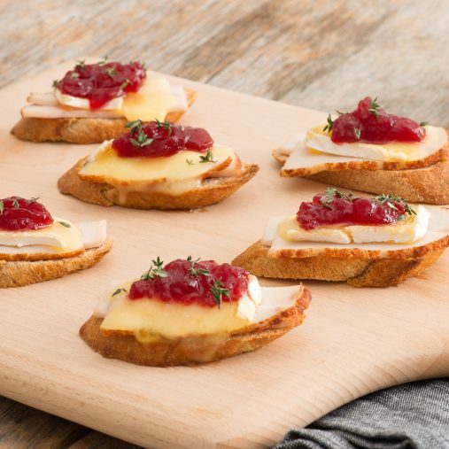 Turkey Cranberry and Brie Crostinis 760x507 1 e1750432577814