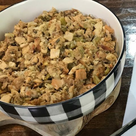 Turkey crock pot dressing min 1 760x478 1 e1750513117273