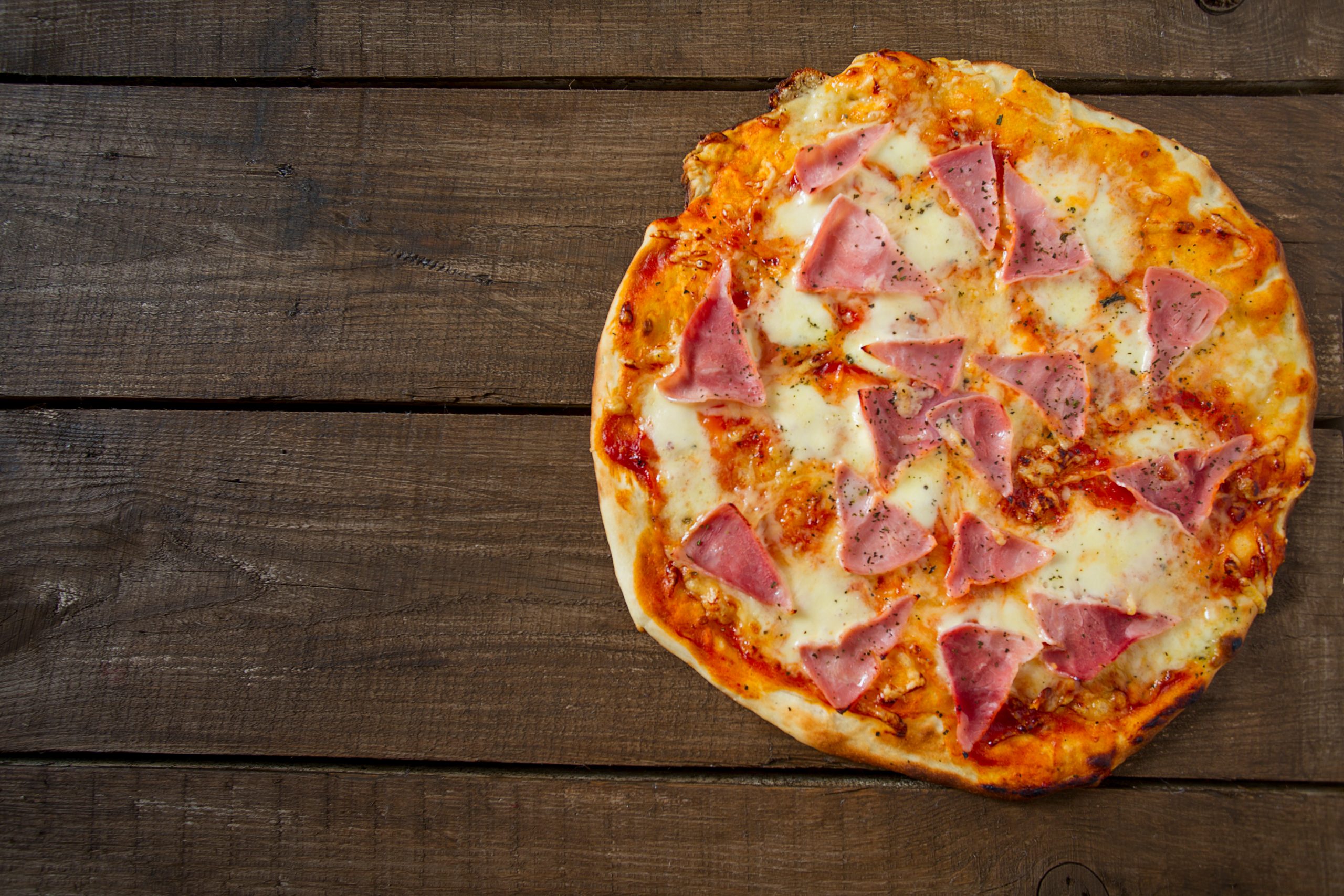 Homemade Canadian Bacon Pizza Kentucky Legend